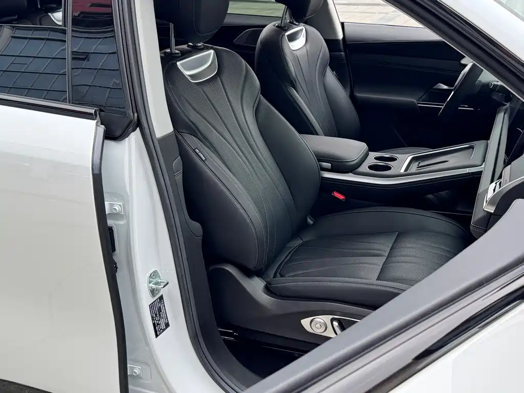 Xpeng G9 2024 570 Max купить на сайте DeffCars