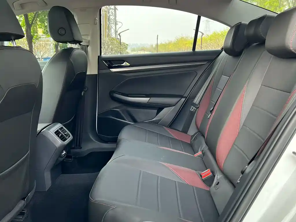 Bora 2021 1.5L automatic comfort intelligent connected version купить на сайте DeffCars