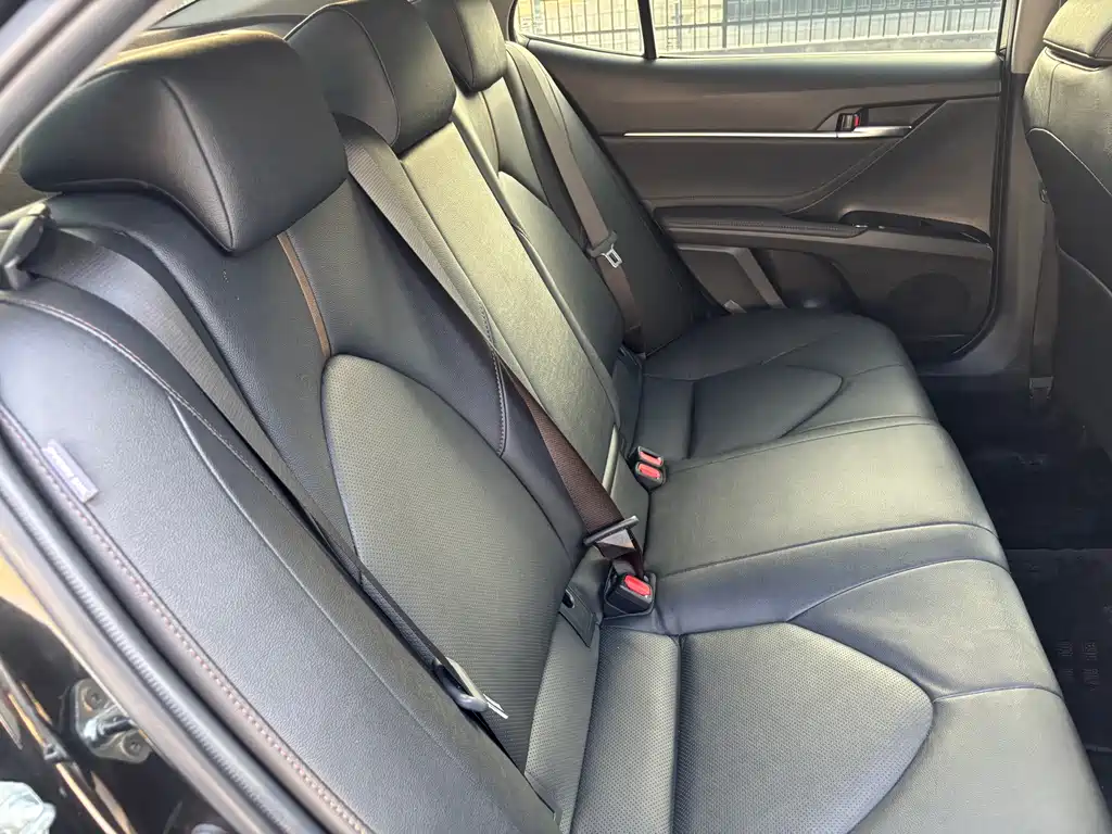 Camry 2021 2.0G Deluxe Edition купить на сайте DeffCars