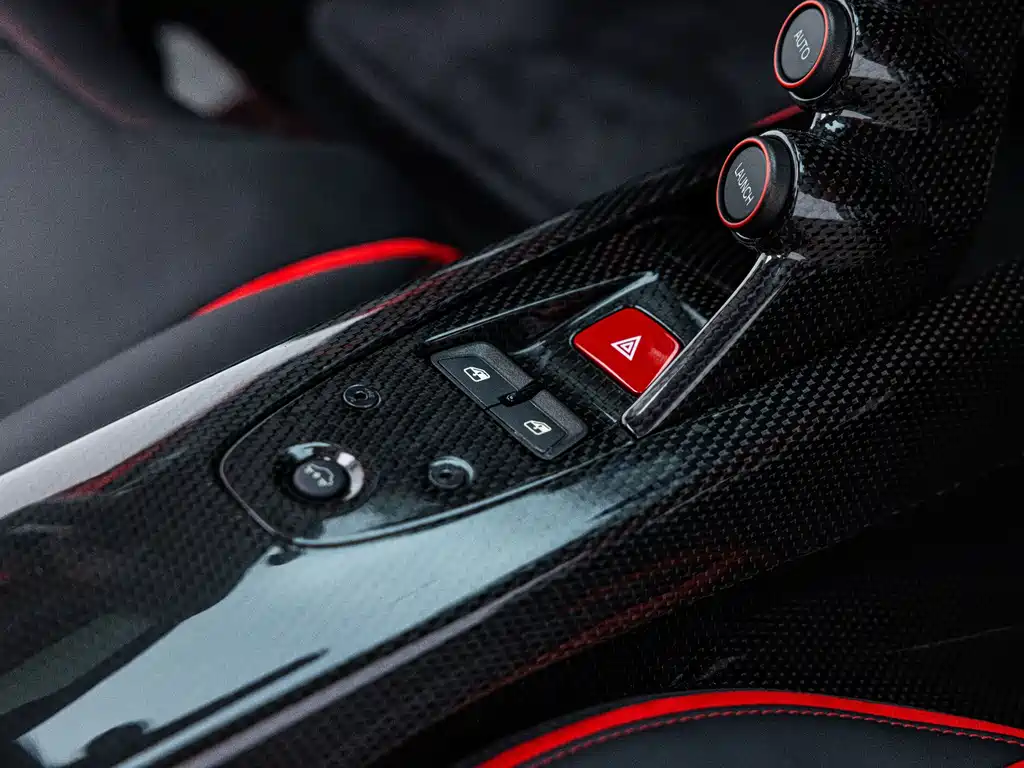 LaFerrari 2014 6.3L Standard Edition купить на сайте DeffCars