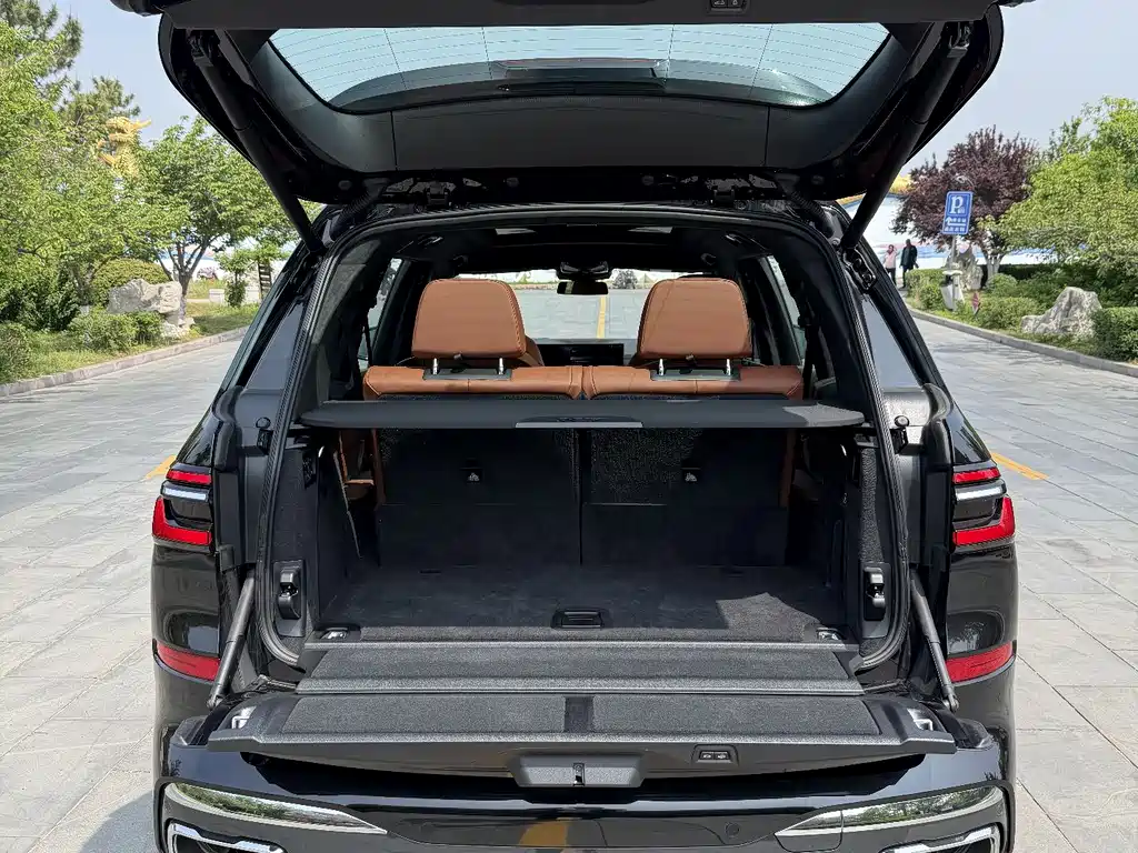 BMW X7 2023 xDrive40i Exclusive M Sports Package купить на сайте DeffCars