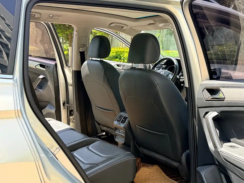 Tiguan L 2019 380TSI automatic four-wheel drive smart luxury version National V купить на сайте DeffCars