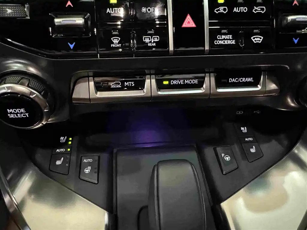 Lexus LX 2025 700h Territory Edition купить на сайте DeffCars