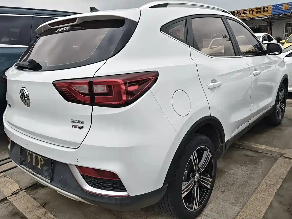 MG ZS 2017 16T automatic flagship Internet version купить на сайте DeffCars