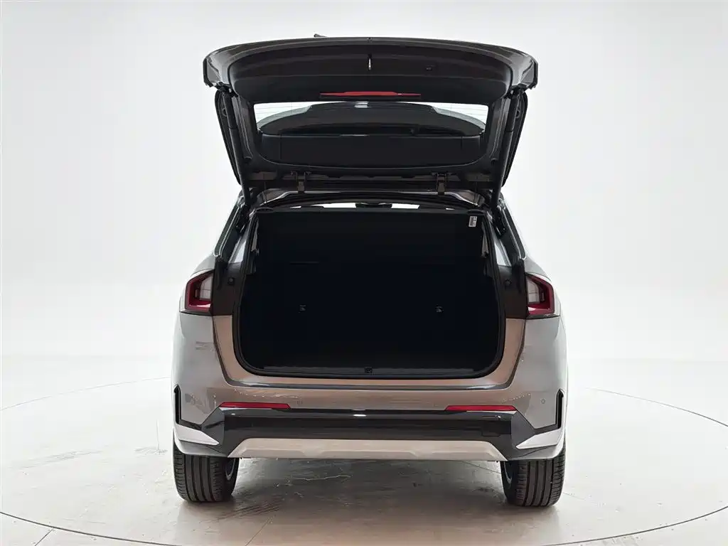 BMW X1 2023 sDrive20Li X Design Package купить на сайте DeffCars
