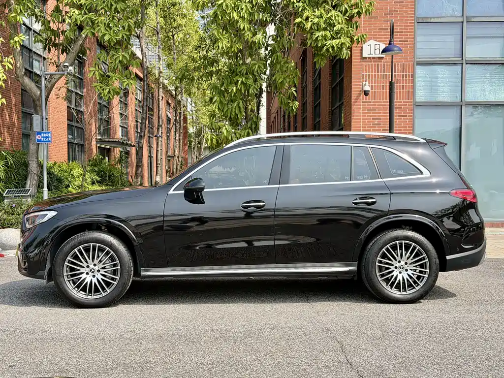 Mercedes-Benz GLC 2024 facelift GLC 300 L 4MATIC dynamic 5-seater купить на сайте DeffCars