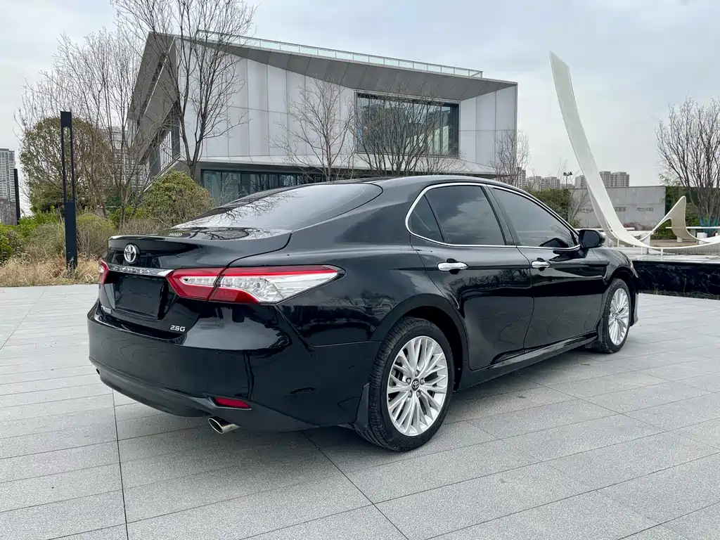 Camry 2019 2.5G Deluxe Edition National V купить на сайте DeffCars