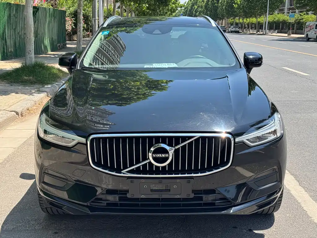 Volvo XC60 2019 T5 4WD Zhiyuan Edition National VI купить на сайте DeffCars