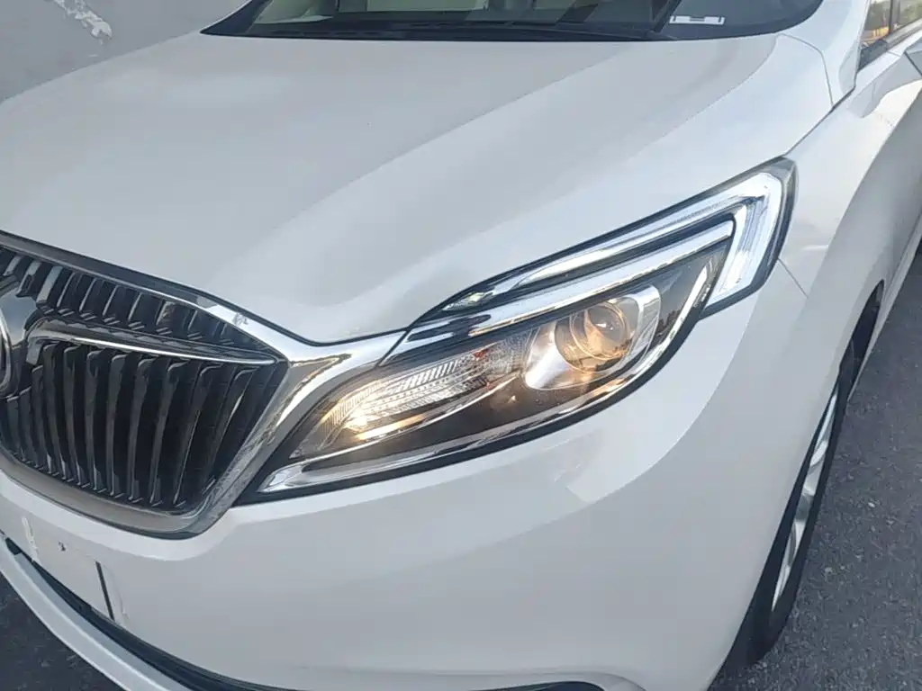 Buick GL8 2018 ES 28T Comfort Type National VI купить на сайте DeffCars