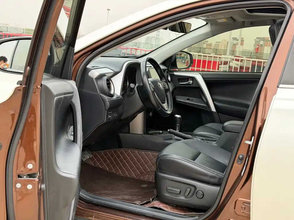 RAV4 Rongfang 2019 2.0L CVT four-wheel drive cutting-edge version National VI купить на сайте DeffCars