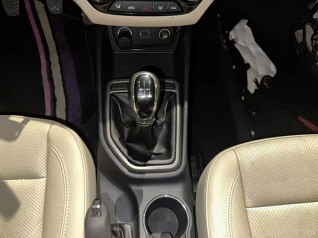 Eado 2015 1.6L manual luxury model National V купить на сайте DeffCars