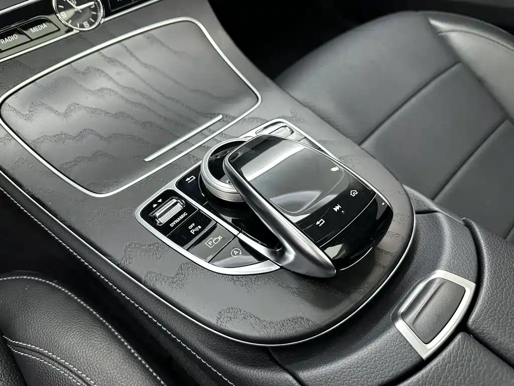 Mercedes-Benz E-Class 2018 facelift E 300 L sporty and stylish купить на сайте DeffCars