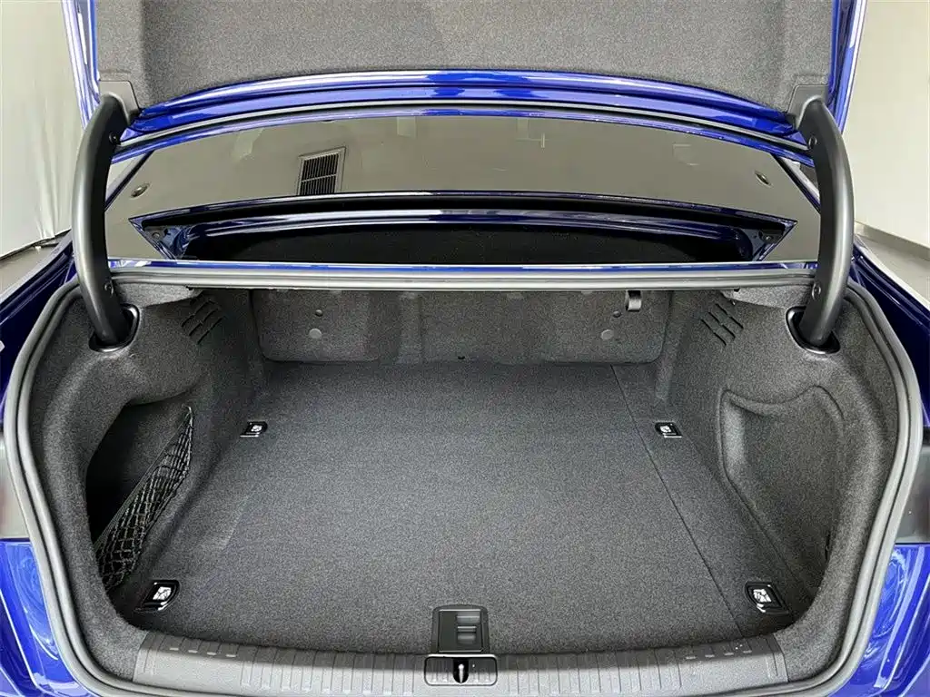 Audi A6L 2019 55 TFSI quattro exclusive and elegant model купить на сайте DeffCars