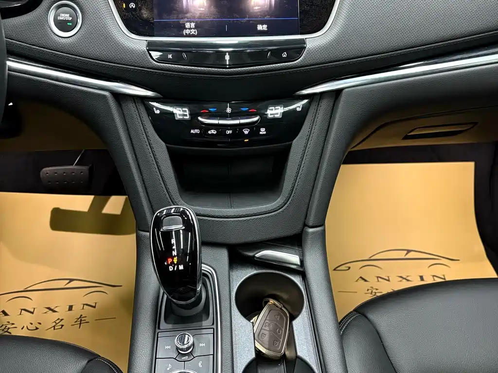 Cadillac XT5 2020 28T luxury model купить на сайте DeffCars