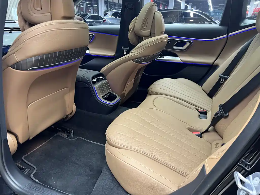 Mercedes-Benz E-Class New Energy 2024 E 350 e L plug-in hybrid sedan купить на сайте DeffCars