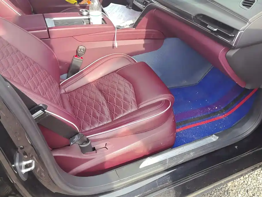 Cadillac CT6 2023 28T Premium Model купить на сайте DeffCars