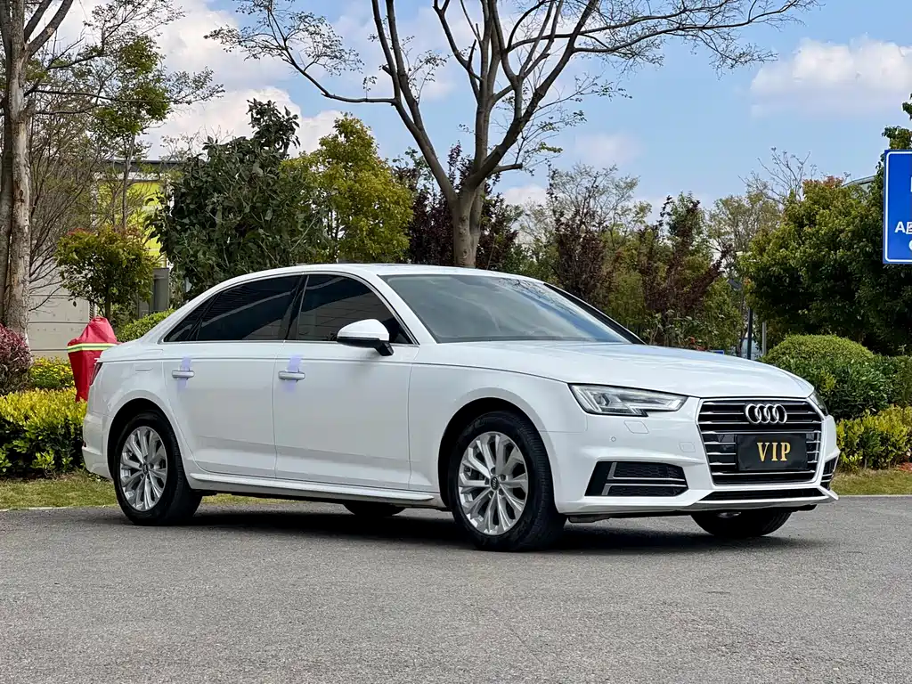 Audi A4L 2019 40 TFSI Enterprising National VI купить на сайте DeffCars