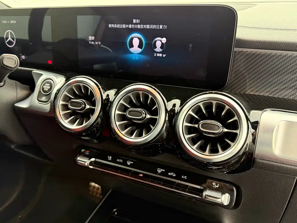 Mercedes-Benz GLB AMG 2022 AMG GLB 35 4MATIC купить на сайте DeffCars