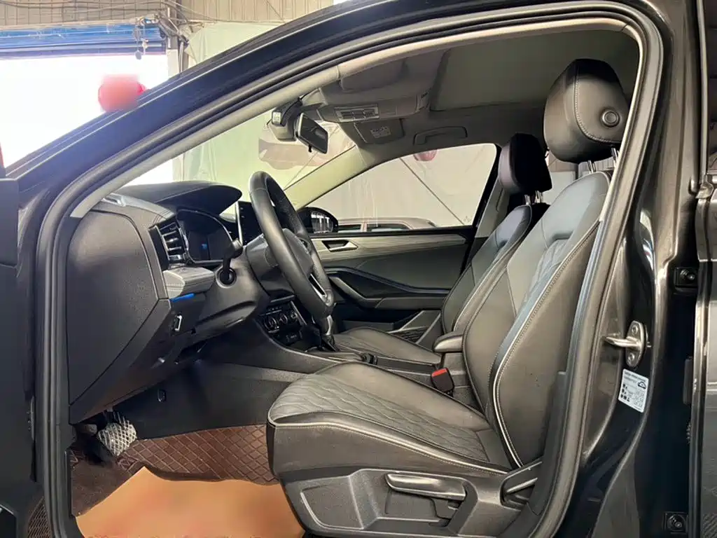 Sagitar 2023 300TSI DSG Beyond Edition купить на сайте DeffCars