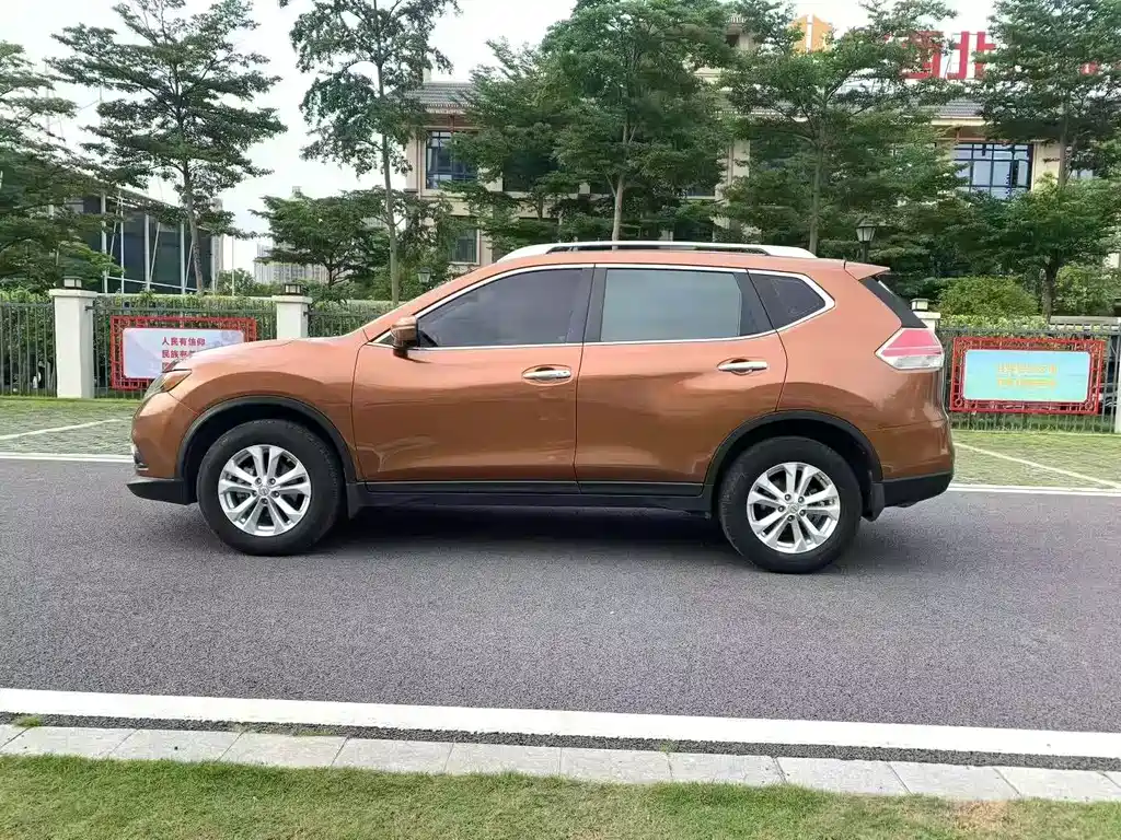 X-Trail 2014 2.0L CVT Comfort Edition 2WD купить на сайте DeffCars