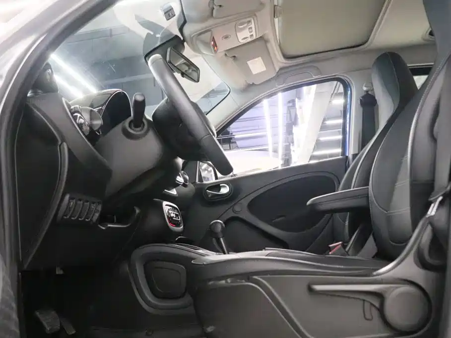 smart forfour 2018 0.9T 66kW Pioneer Edition купить на сайте DeffCars