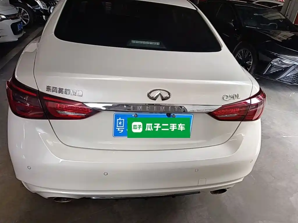 Infiniti Q50L 2022 2.0T Comfort Edition купить на сайте DeffCars