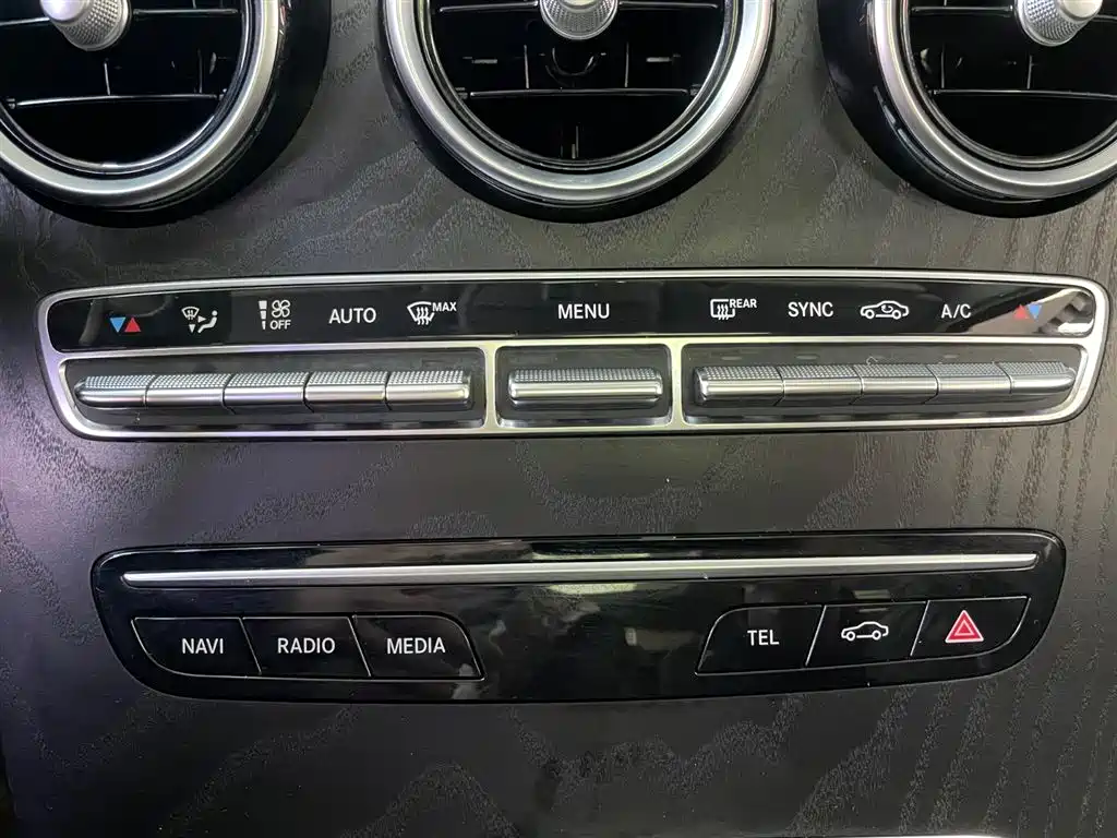 Mercedes-Benz C-Class 2020 facelift C 260 L sports version купить на сайте DeffCars