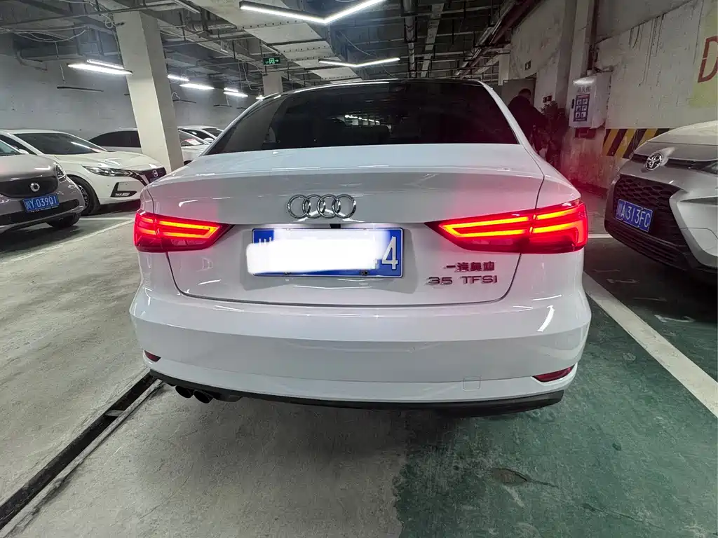 Audi A3 2017 Limousine 35 TFSI Enterprising купить на сайте DeffCars