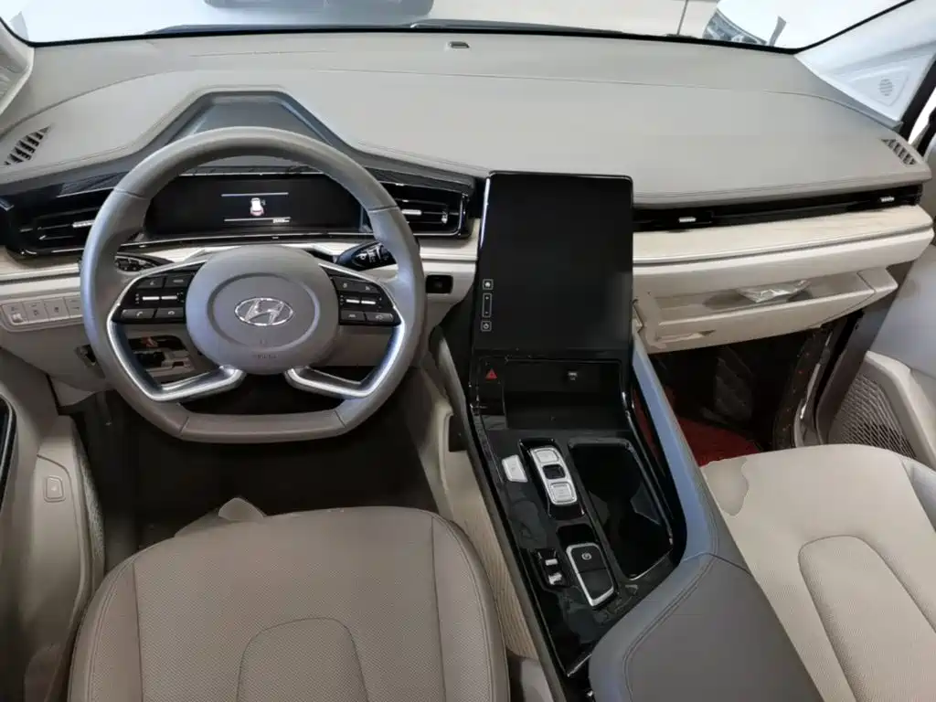 Kustu 2022 270TGDi Smart Love Flagship Edition TOP купить на сайте DeffCars