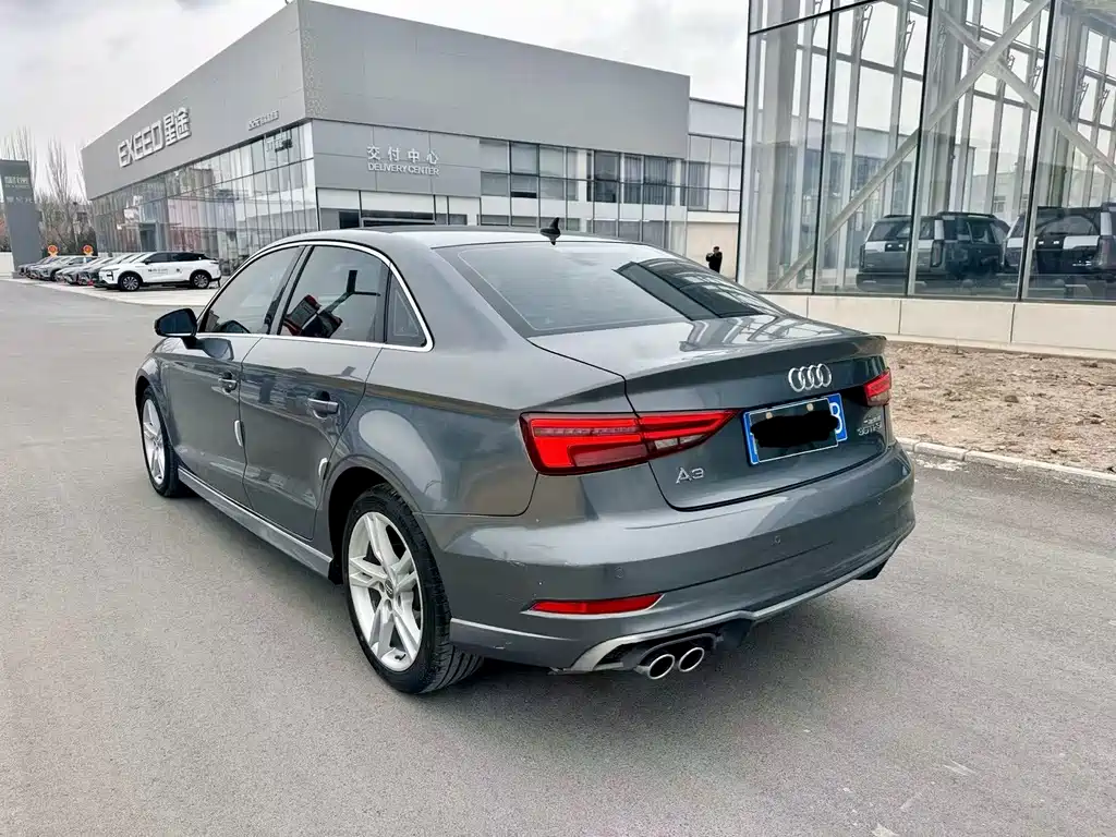 Audi A3 2020 Limousine 35 TFSI Sports National V купить на сайте DeffCars
