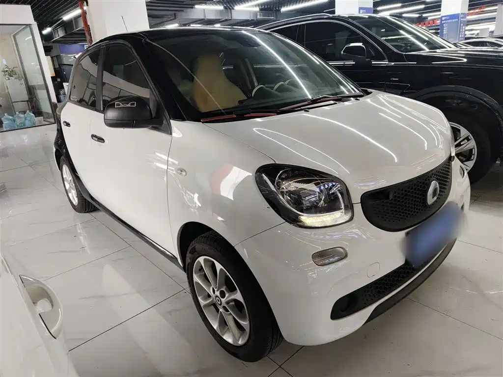smart forfour 2018 1.0L 52kW smart version купить на сайте DeffCars