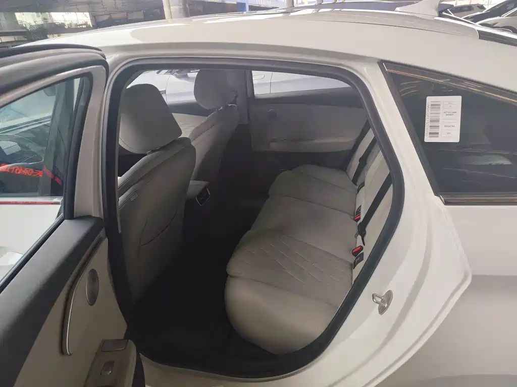 Fengyun A8L 2025 1.5TGDI 145km luxury model купить на сайте DeffCars
