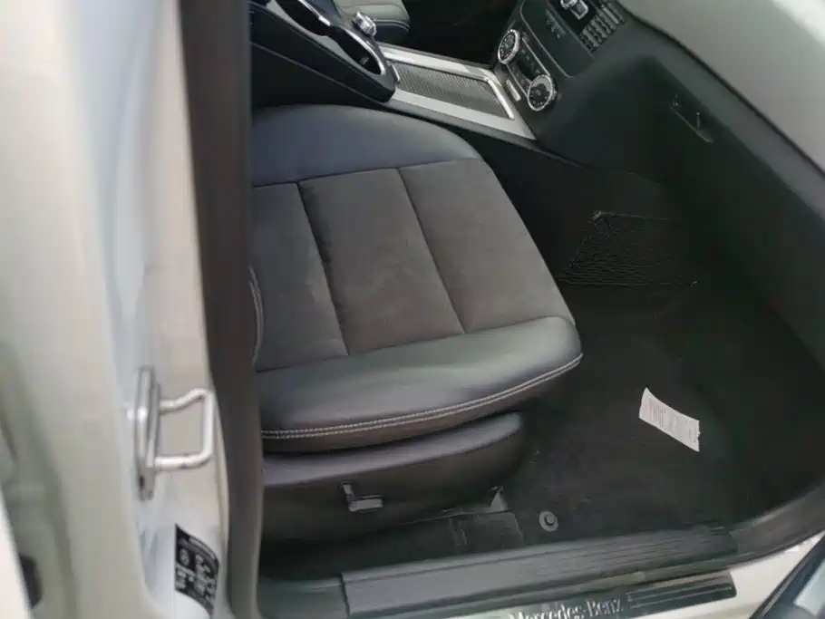 Mercedes GLK-Class 2015 GLK 260 4MATIC Dynamic Extreme Edition купить на сайте DeffCars