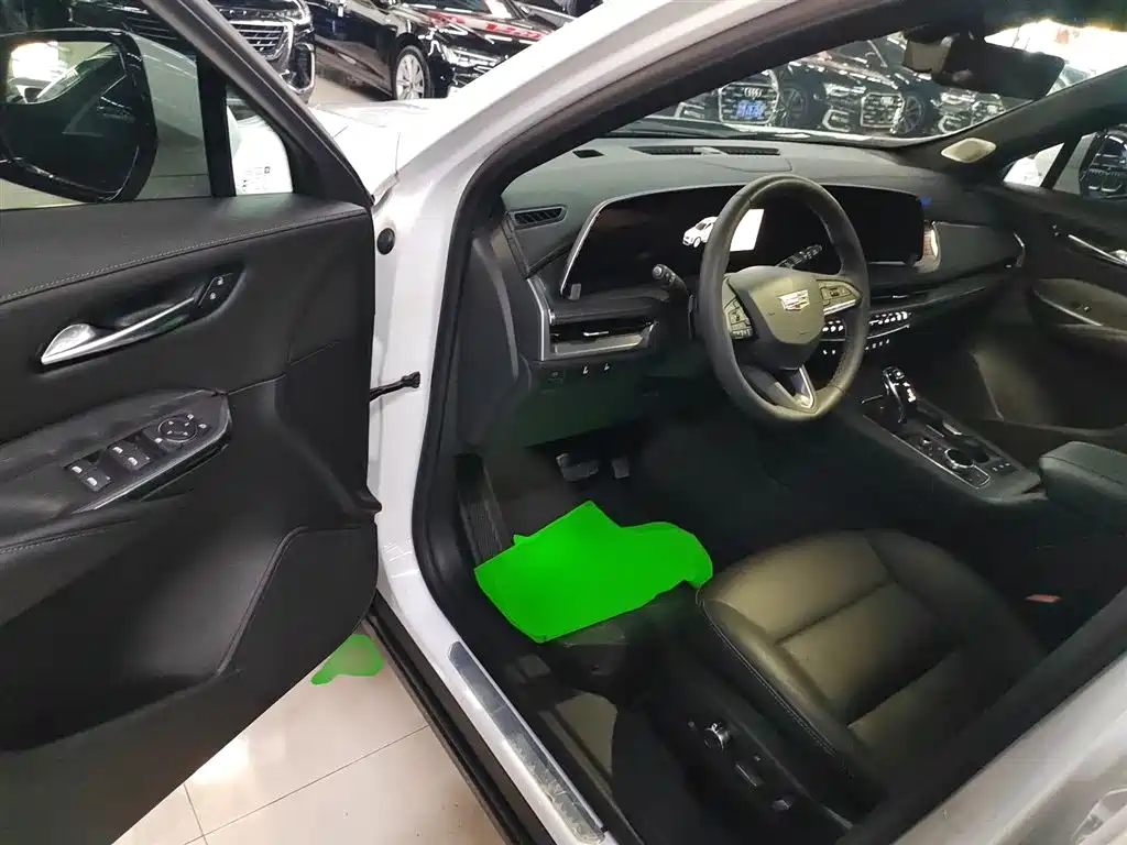 Cadillac XT4 2024 28T two-wheel drive premium model купить на сайте DeffCars