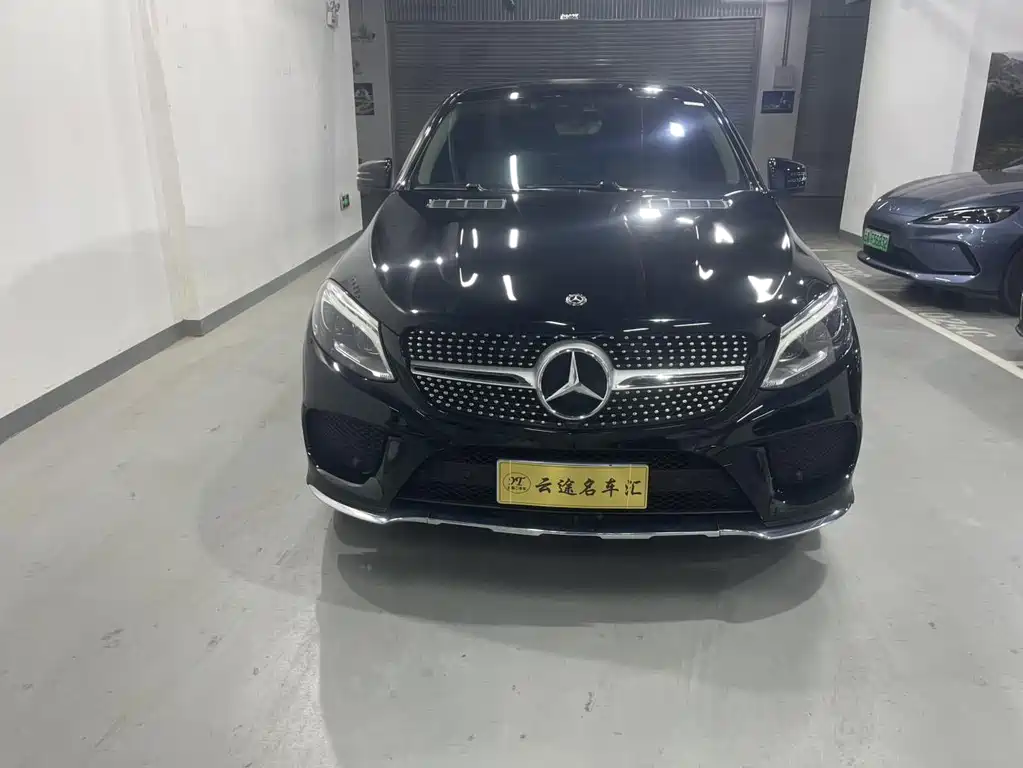 Mercedes-Benz GLE Coupe 2017 GLE 320 4MATIC Coupe SUV купить на сайте DeffCars