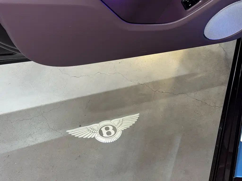 Flying Spur 2023 4.0T V8 Yadu Edition купить на сайте DeffCars