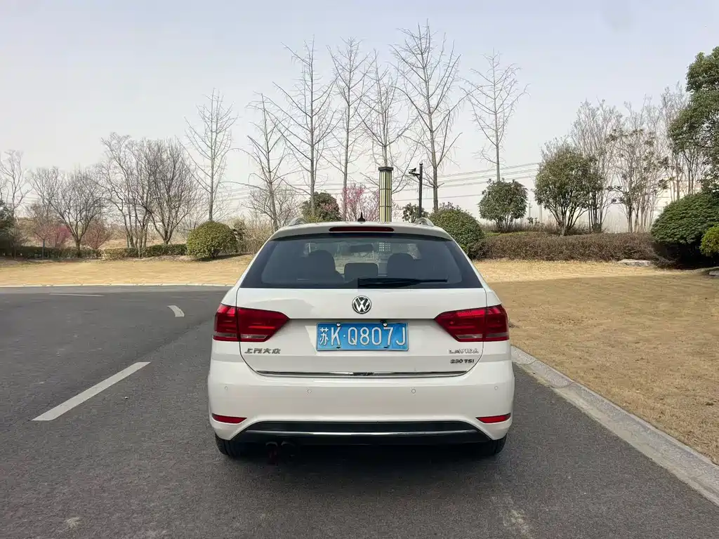 Langxing 2015 230TSI DSG Comfort Edition купить на сайте DeffCars