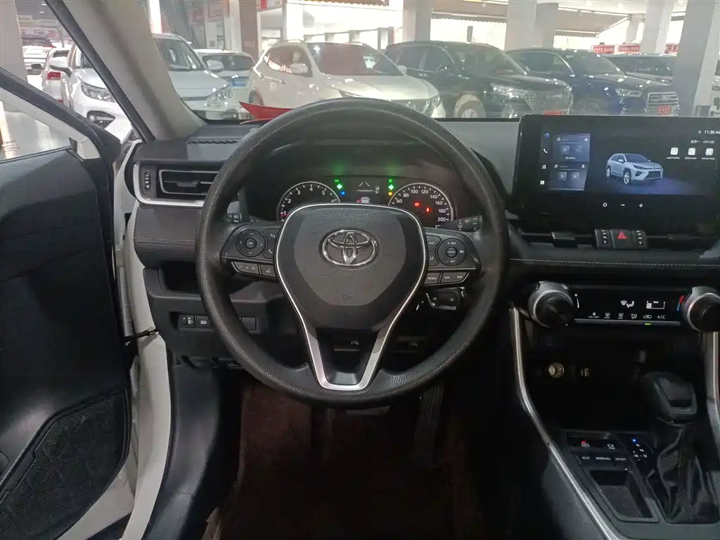 Wilanda 2024 2.0L CVT two-wheel drive leading version купить на сайте DeffCars
