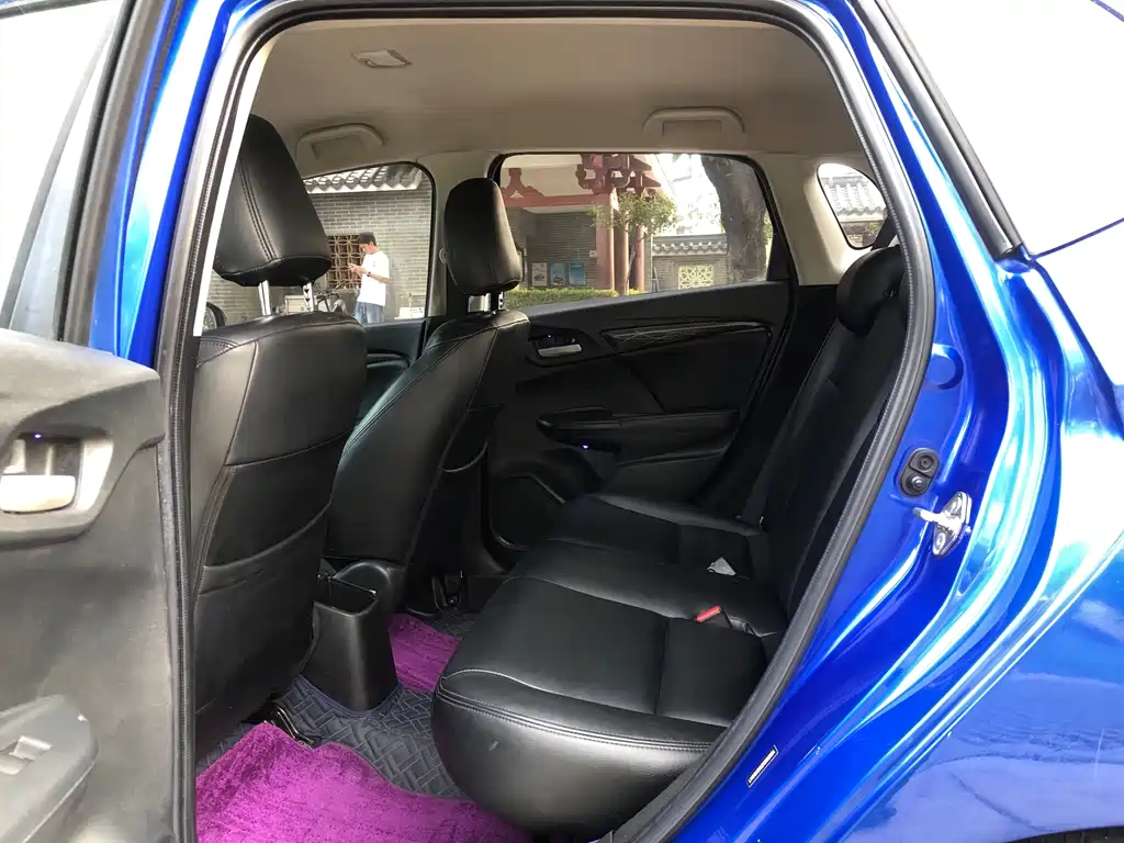 Fit 2018 1.5L CVT Comfort Edition купить на сайте DeffCars