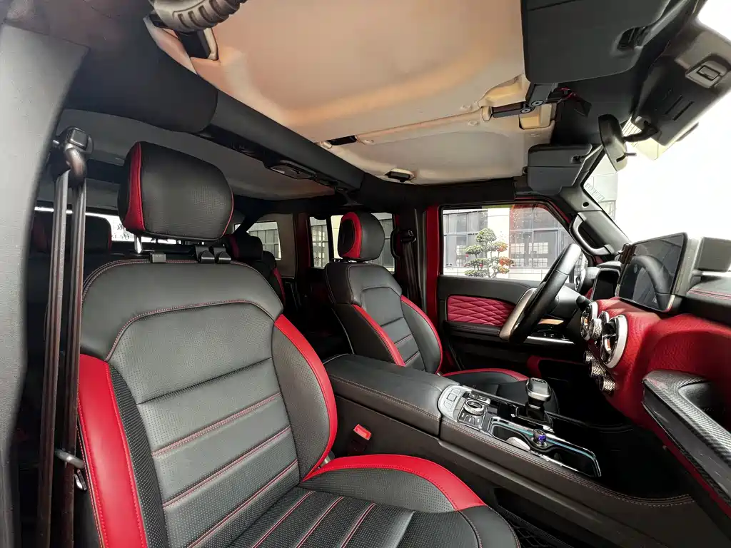 Beijing Off-Road BJ40 2023 2.0D Automatic Four-wheel Drive Blade Hero Edition Knight Type купить на сайте DeffCars