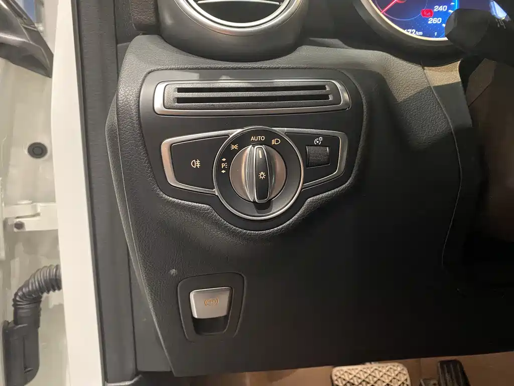 Mercedes-Benz GLC 2020 facelift GLC 300 L 4MATIC dynamic купить на сайте DeffCars