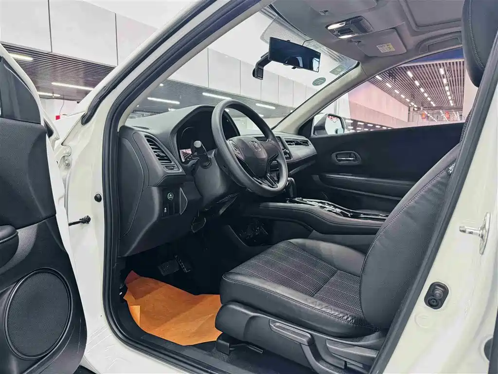 Binzhi 2017 1.8L CVT two-wheel drive Pioneer type купить на сайте DeffCars