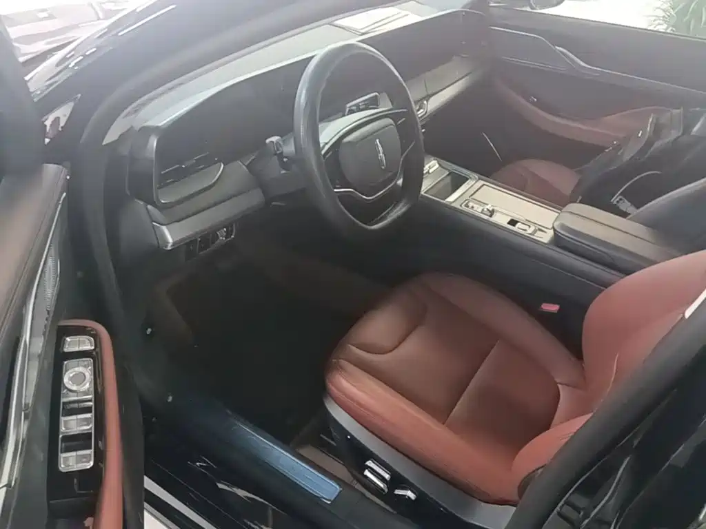 Lincoln Z 2025 2.0T Premium купить на сайте DeffCars