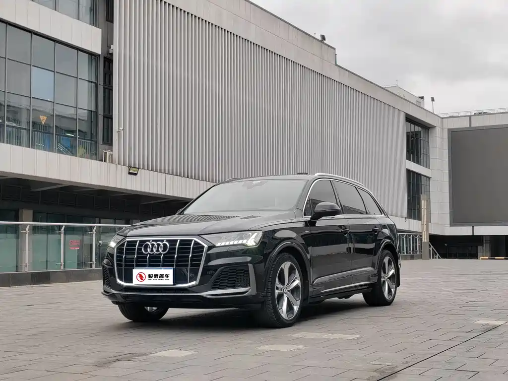 Audi Q7 2020 55 TFSI quattro S line sports купить на сайте DeffCars