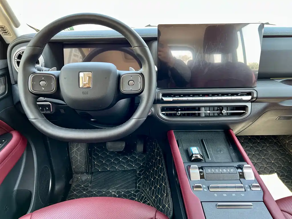 Tank 300 2025 2.4T diesel version купить на сайте DeffCars
