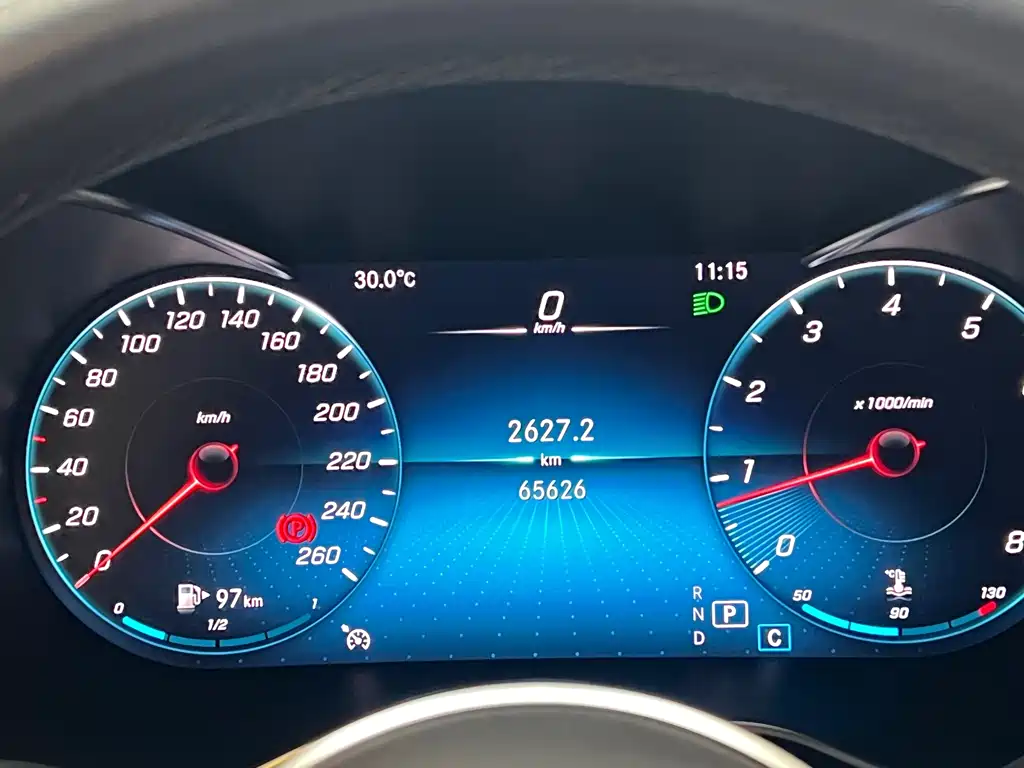 Mercedes GLC 2021 260 L 4MATIC luxury model купить на сайте DeffCars