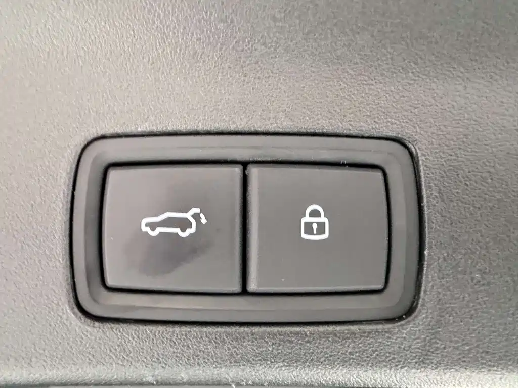 Ideal L9 2024 Ultra купить на сайте DeffCars