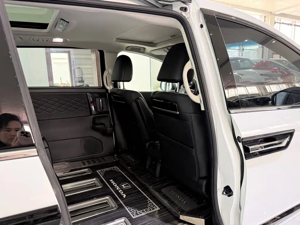 Alison 2019 2.0L Hybrid Deluxe Edition купить на сайте DeffCars