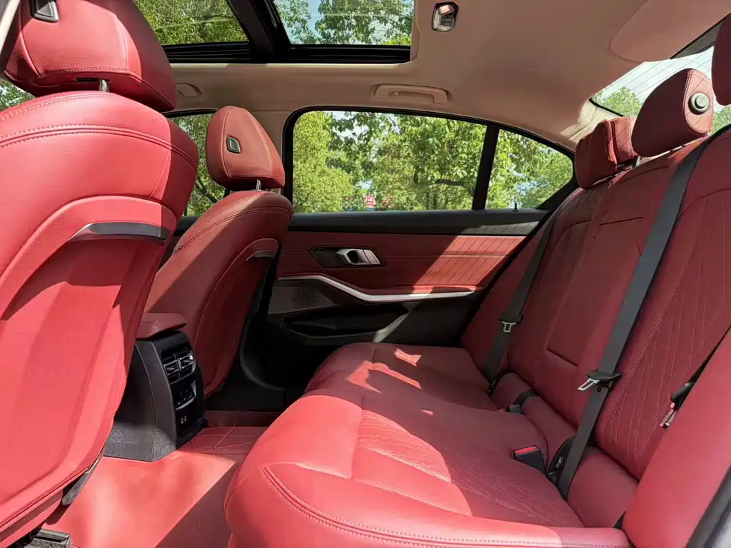 BMW 3 Series 2024 320Li M Sports Package купить на сайте DeffCars