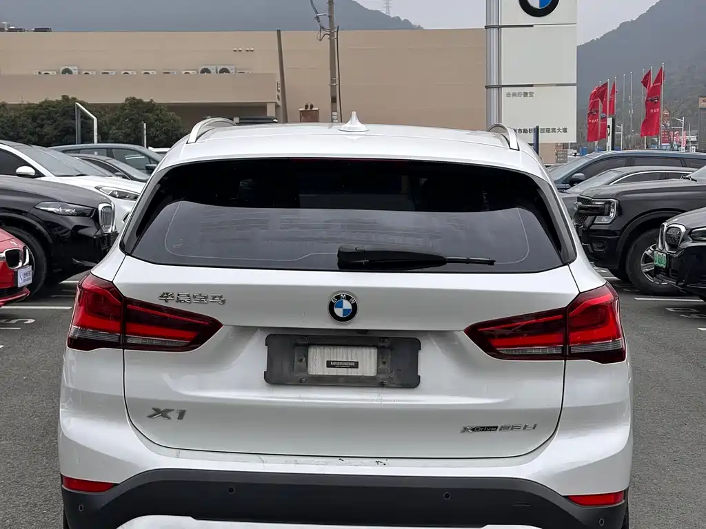 BMW X1 2021 xDrive25Li Exclusive Model купить на сайте DeffCars